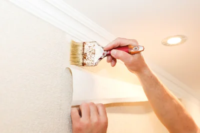 Pose de papier peint à Saint-Méen — revêtements muraux et toiles de verre